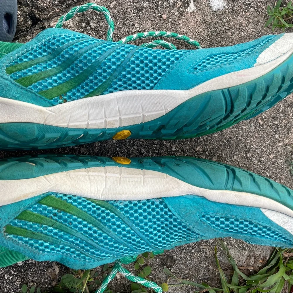 Merrell Pace Glove Barefoot Running Shoes Sz 9.5 Vibram Sole - Bluegreen